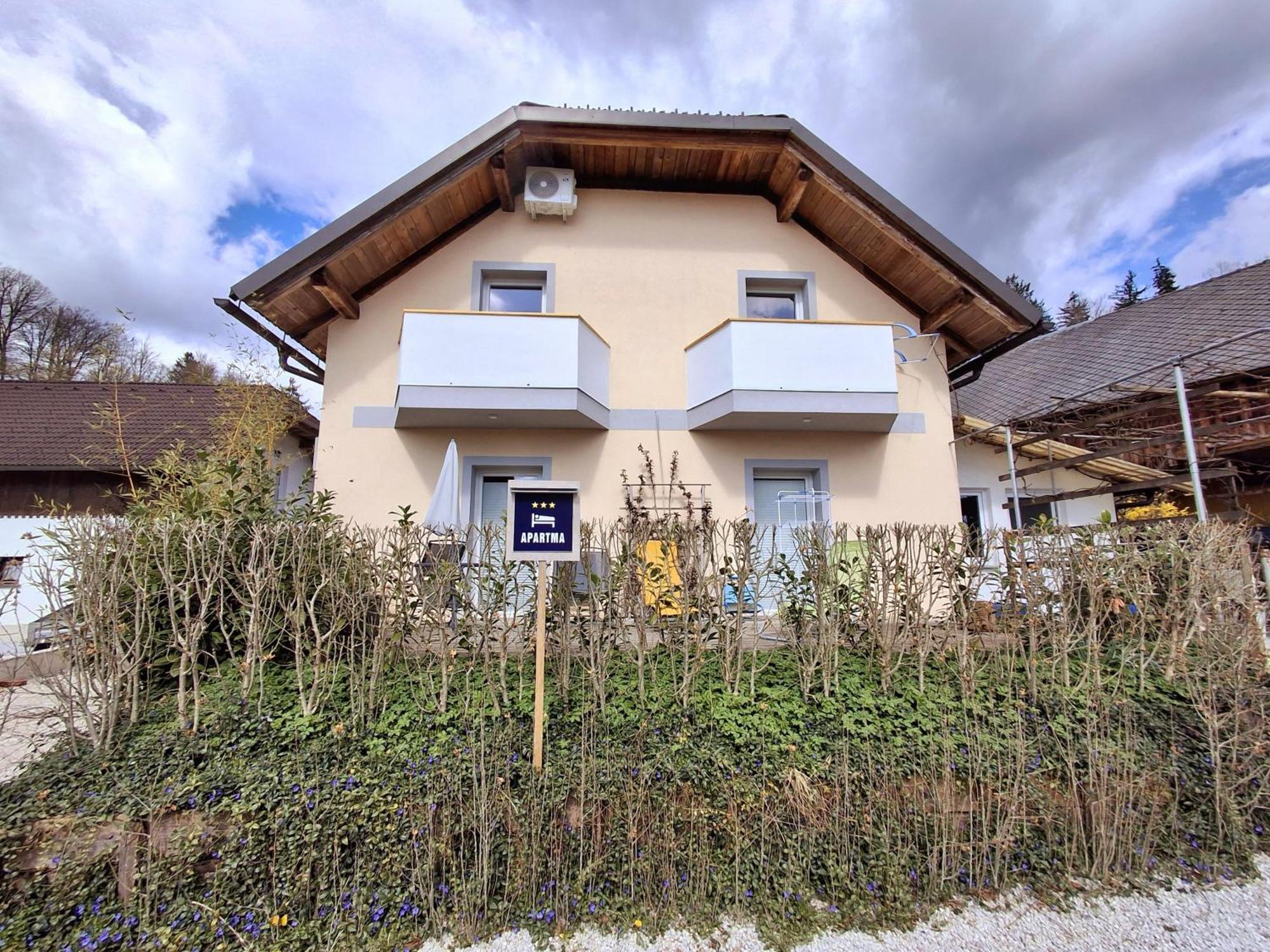 Apartment Alpipond Kamnik Bagian luar foto